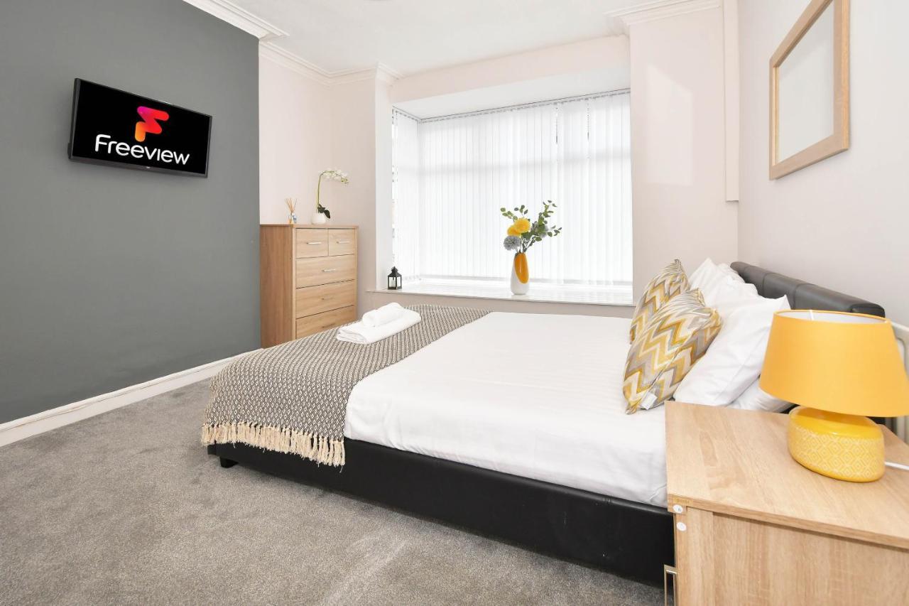 Wistaston House By Yourstays 5 Double Bedrooms And 2 Bathrooms, Great For Groups! Book Now! Crewe Extérieur photo