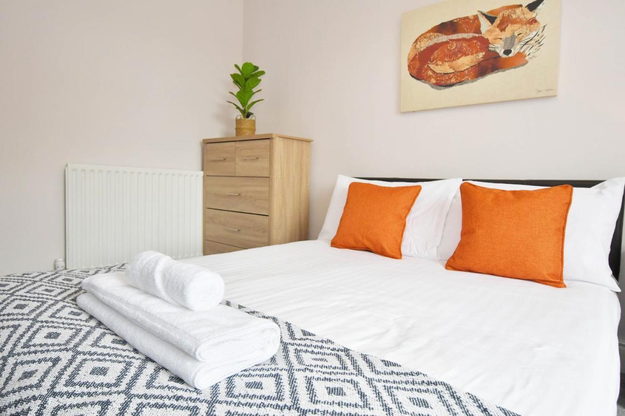 Wistaston House By Yourstays 5 Double Bedrooms And 2 Bathrooms, Great For Groups! Book Now! Crewe Extérieur photo